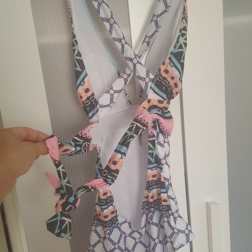 Bathing suit - Picture 2 of 5
